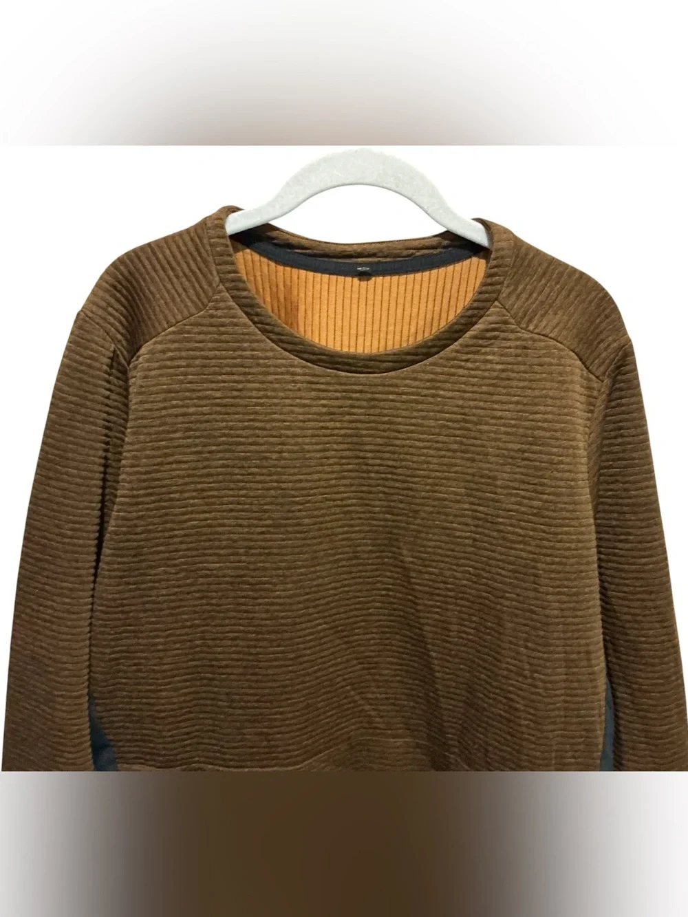 REI Men’s Crewneck, LongSleeve Pullover